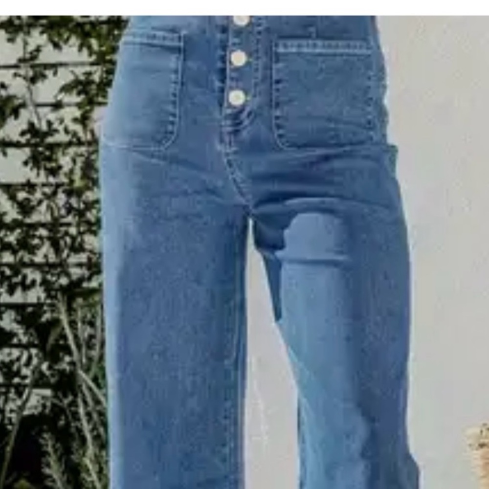 Women's Blue High-Waisted Jeans